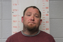 Mugshot of BARTON, DUSTIN LEE 